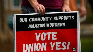 Amazon employees voted against unionizing