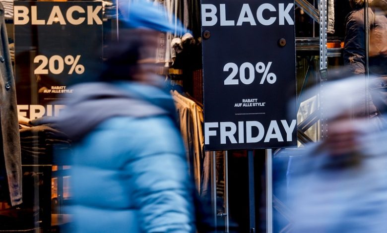 New record-spending during this past Black Friday, reports show