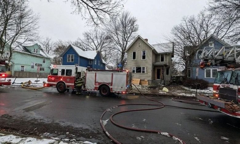 Firefighters discover body in vacant home fire